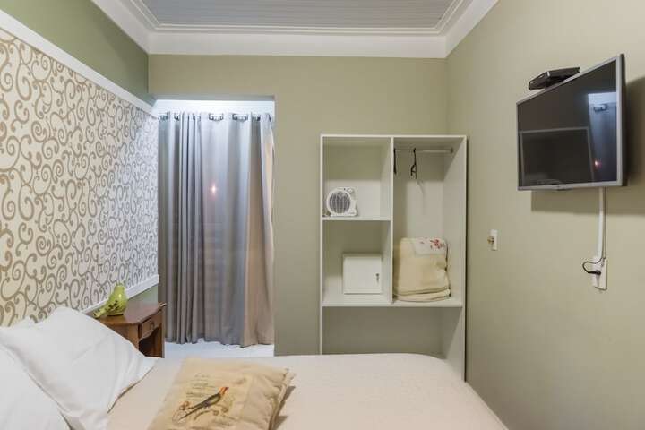 Room 25 of 109
