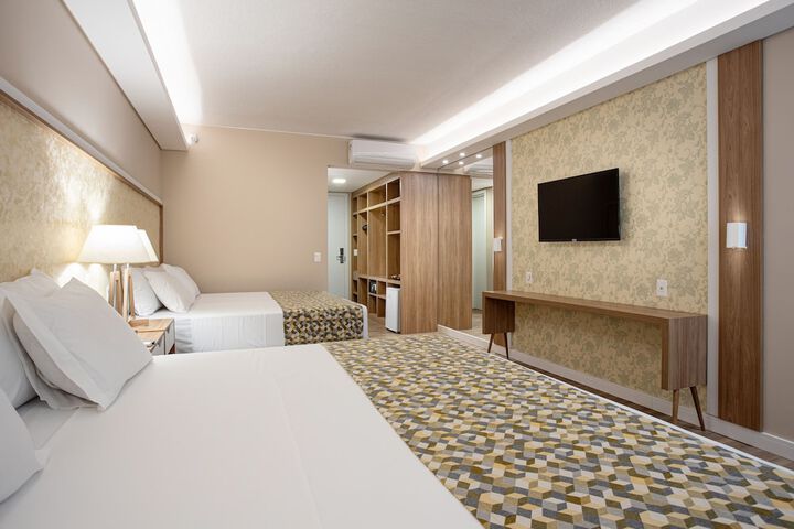 Room 9 of 111