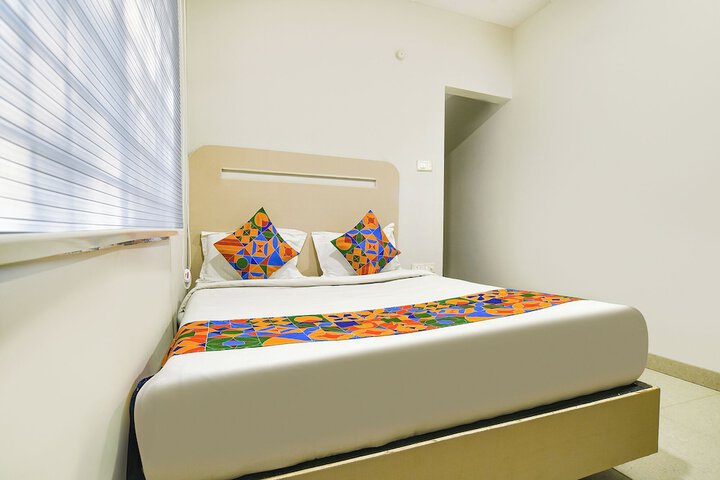 Room 29 of 38