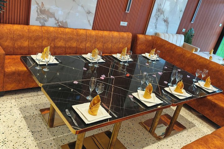 Dining 64 of 99