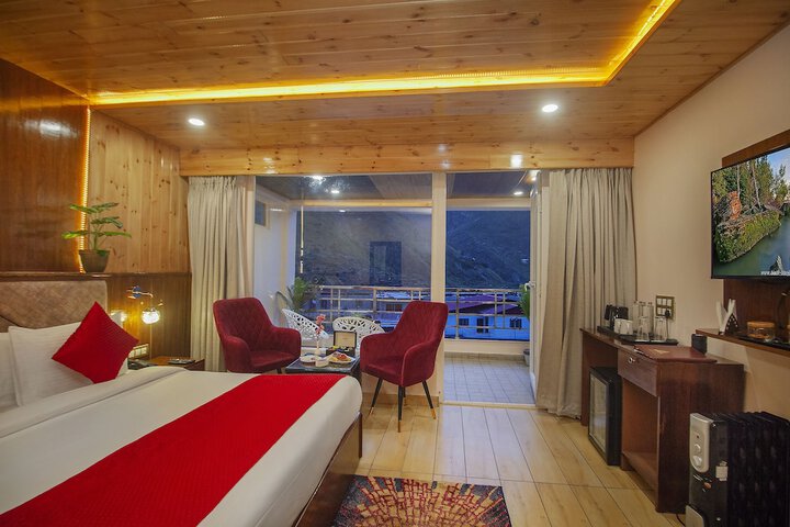 Room 18 of 37