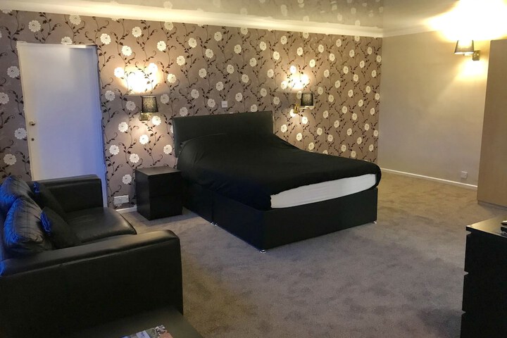 Room 47 of 85