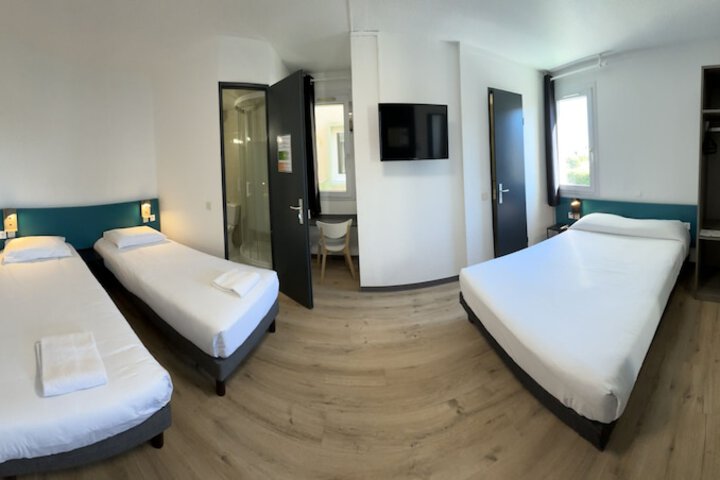 Room 14 of 39