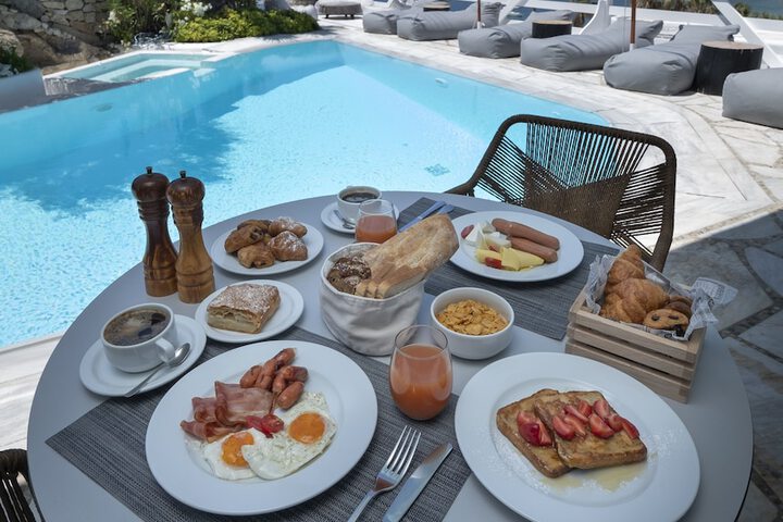 Breakfast/Coffee Service 201 of 227