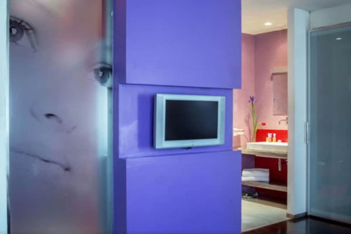 Room 40 of 92