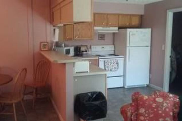 Room 8 of 9