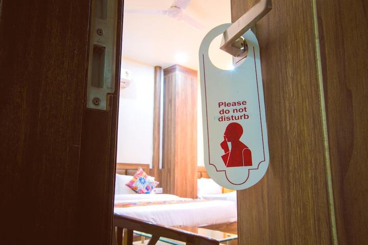 Room 16 of 41