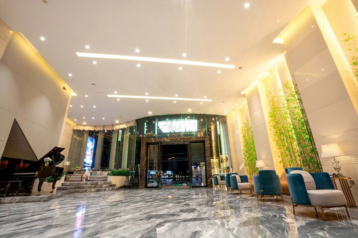 Hotel Interior 2 of 168