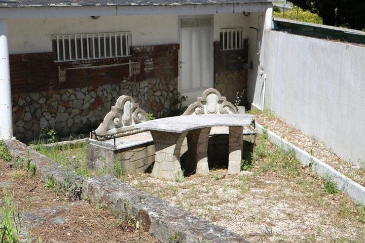 House With 5 Bedrooms in Boiro With Wonderful sea View and Furnished