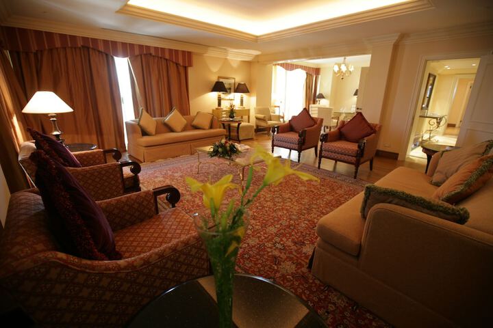 Room 26 of 71