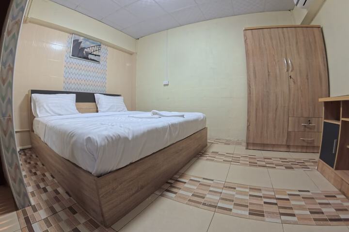 Room 12 of 13