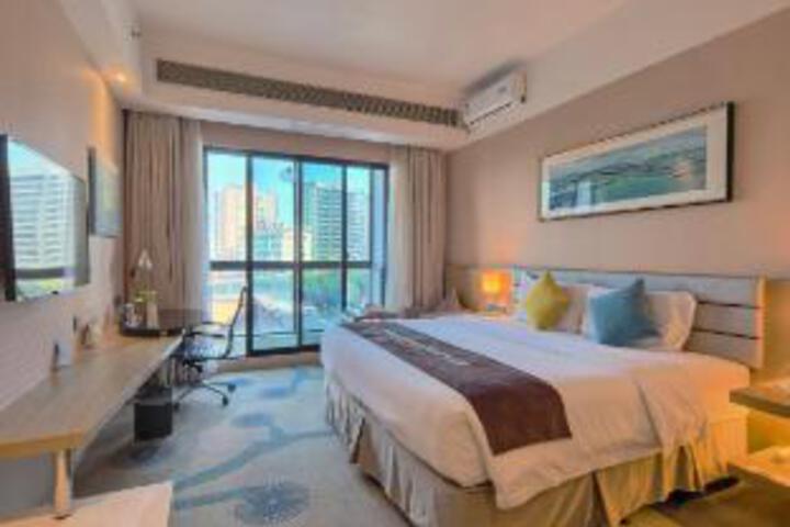 Room 18 of 20