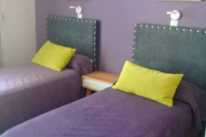 Room 3 of 17