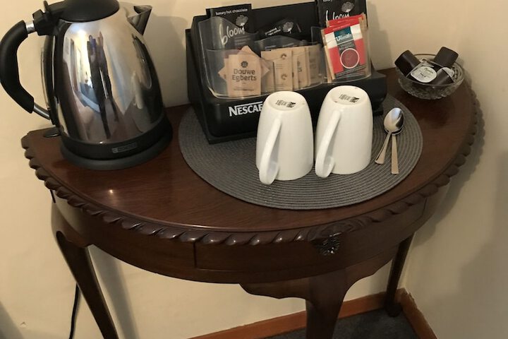 Breakfast/Coffee Service 28 of 43