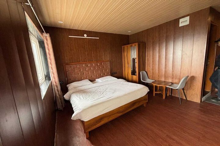 Room 20 of 58