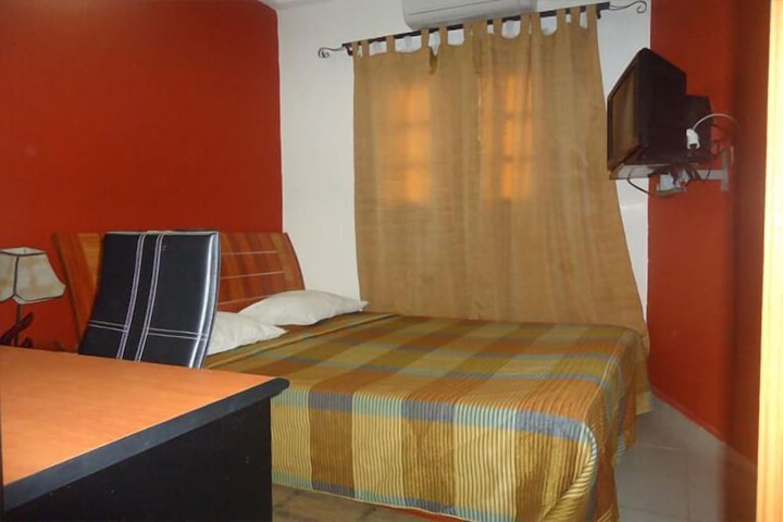 Room 6 of 21