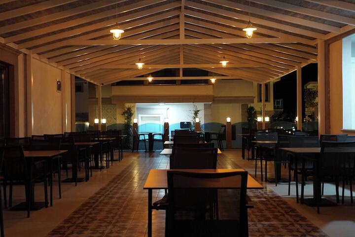 Dining 146 of 177