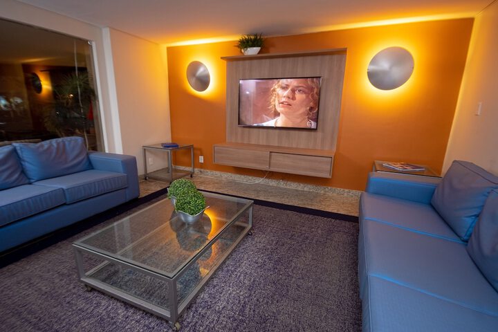 Guest Lobby