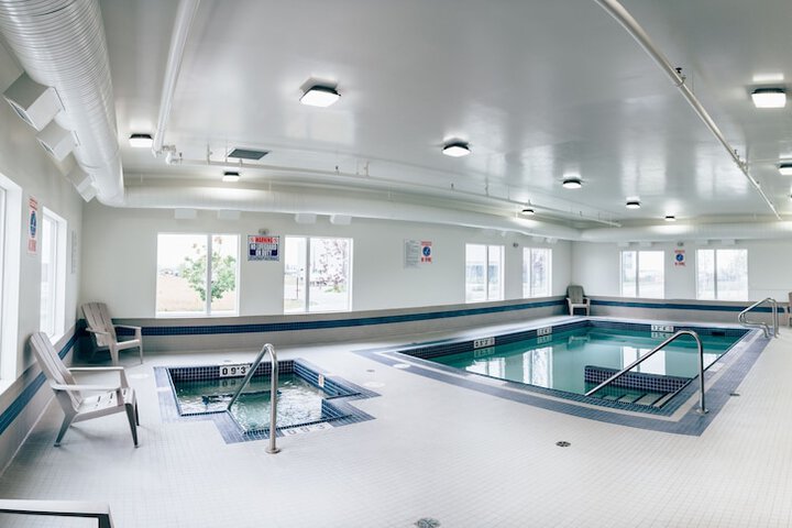Pool Hotel