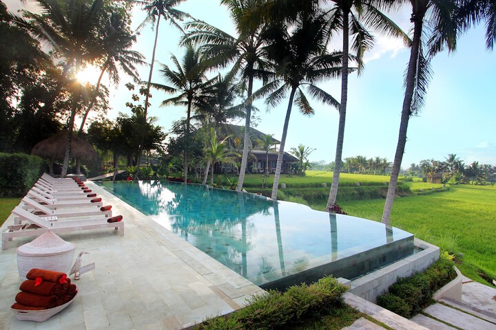 Pool 27 of 53
