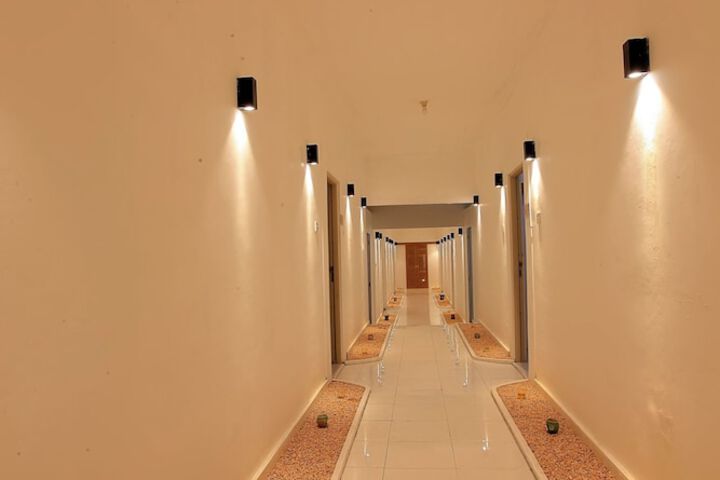 Ballroom/Hall 73 of 86