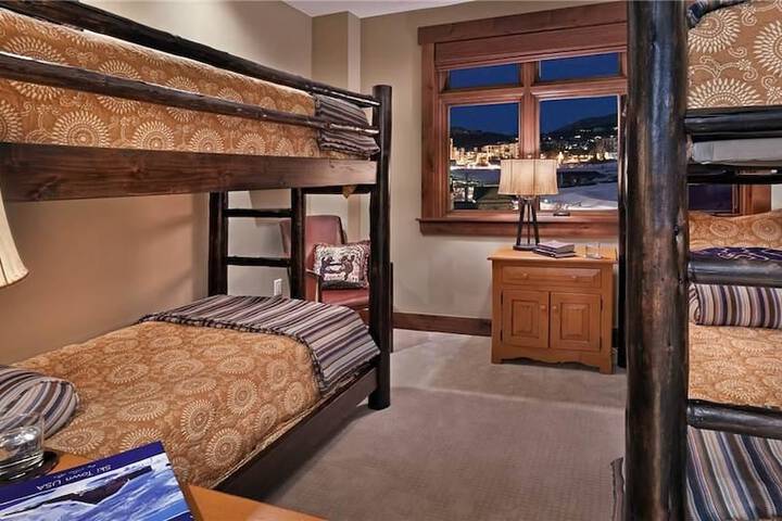 Room 5 of 21