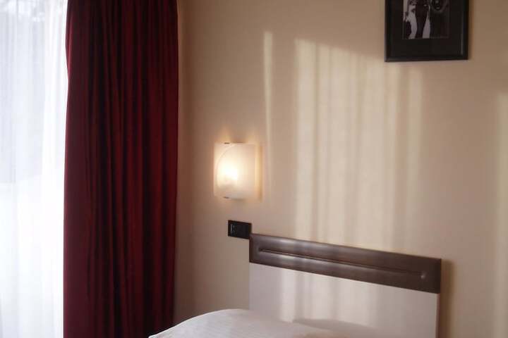 Room 23 of 55