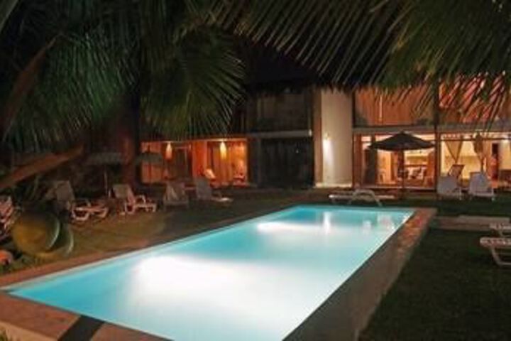 Pool 21 of 31
