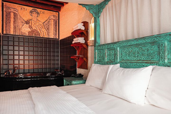 Room 26 of 54