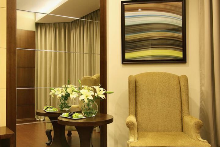 Room 6 of 55