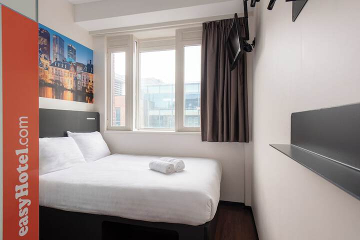 easyHotel The Hague City Centre in The Hague
