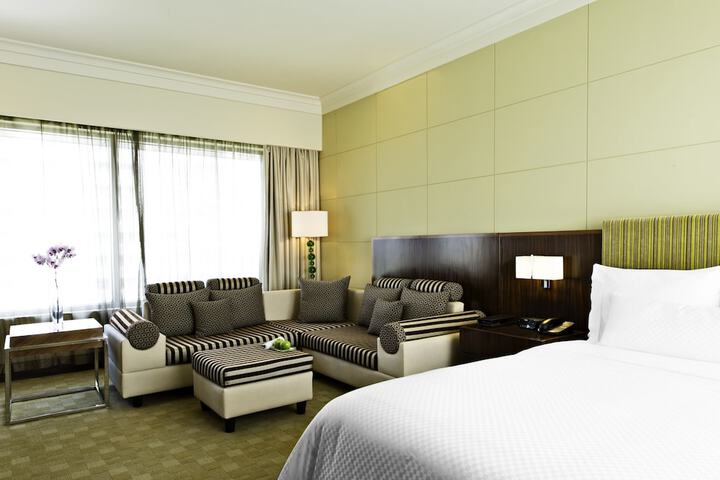 Room 17 of 109