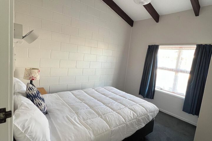 Room 30 of 36