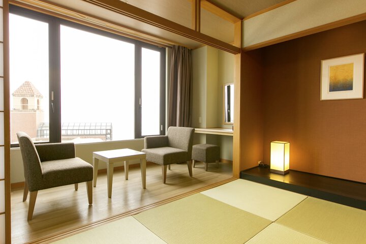 Room 5 of 91