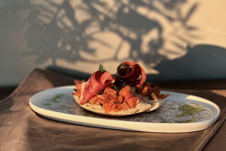 Dining 53 of 74