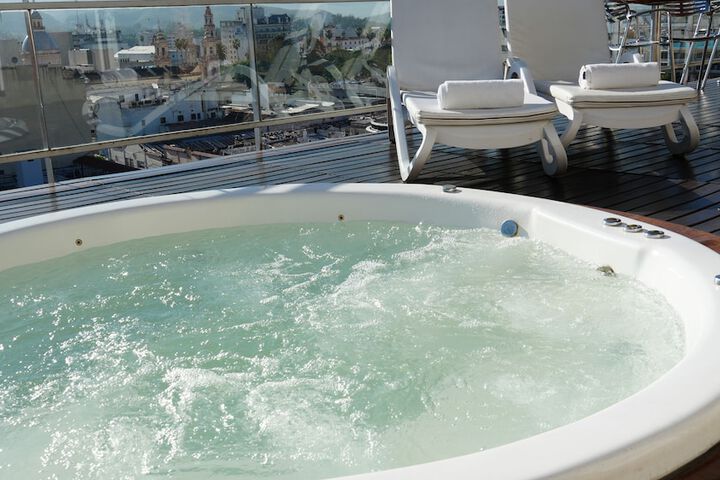 Spa 50 of 78