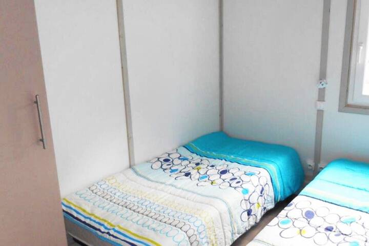 Room 19 of 182