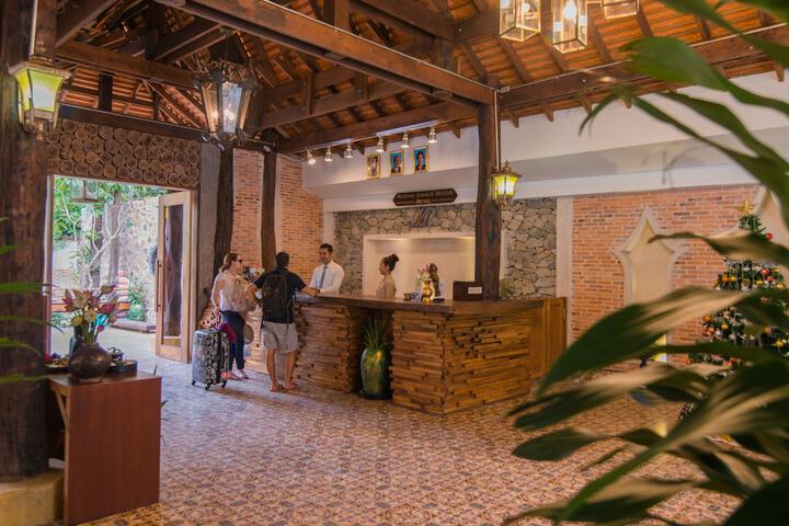 Hotel Interior 3 of 97
