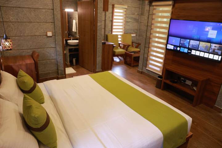 Room 7 of 26