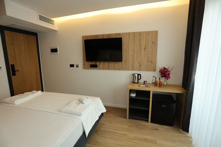 Room 19 of 42