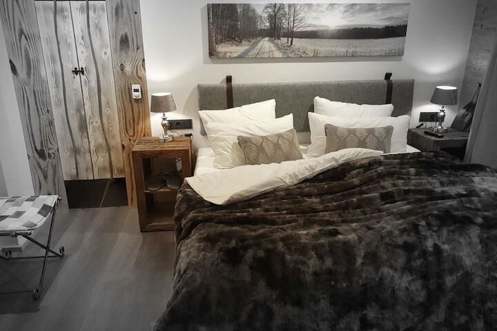 Room 35 of 131