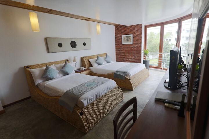 Room 10 of 41