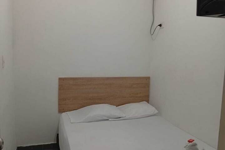 Room 12 of 17