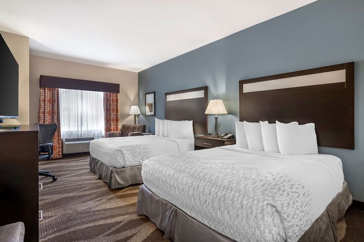 Room 4 of 43