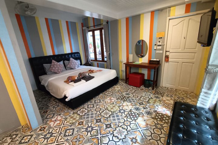 Room 21 of 47