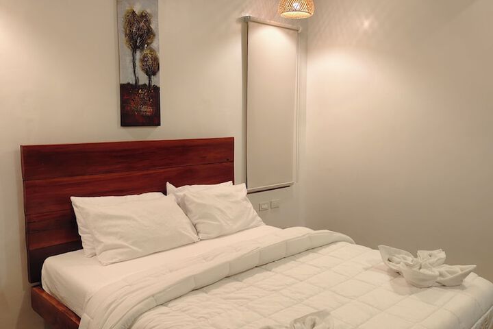 Room 21 of 162