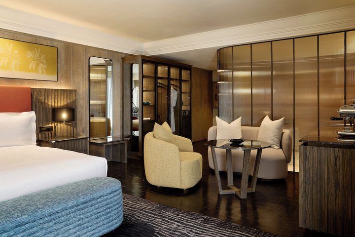 Room 4 of 48