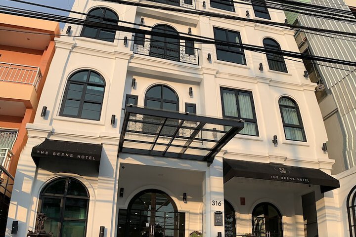 The Seens Hotel