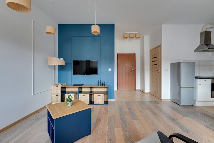 Room 7 of 28