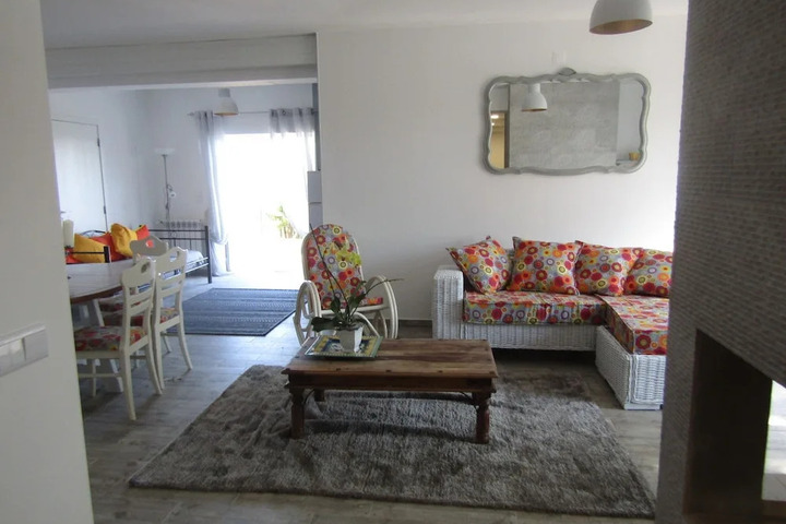 Room 2 of 17